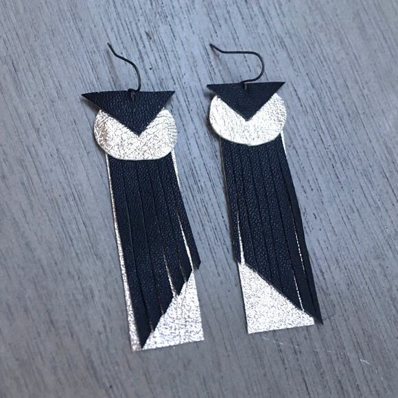 Artisan Handmade Gold and black art deco abstract fringe statement earrings - Picture 1 of 10